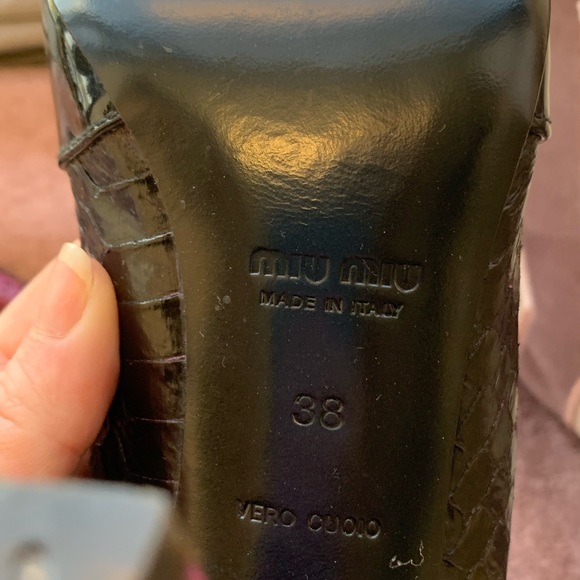 Miu Miu patent leather snake print heels - Picture 2 of 8